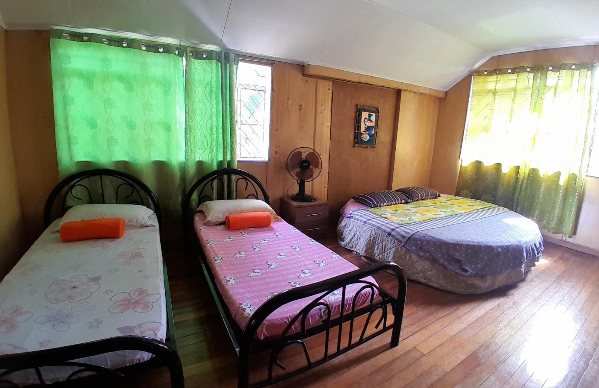 Amara Transient House - Homestay バギオ エクステリア 写真
